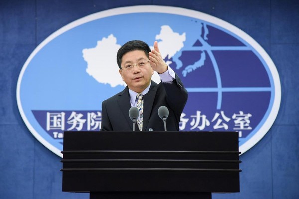 大陆暂停输入台湾菠萝，这一次，台湾不能“独立”了