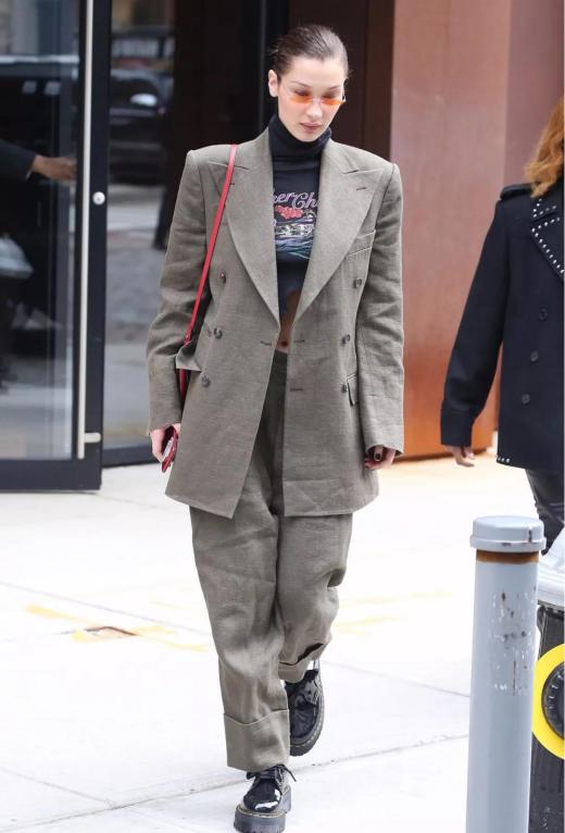 扔掉你的运动鞋,扔掉你的皮鞋