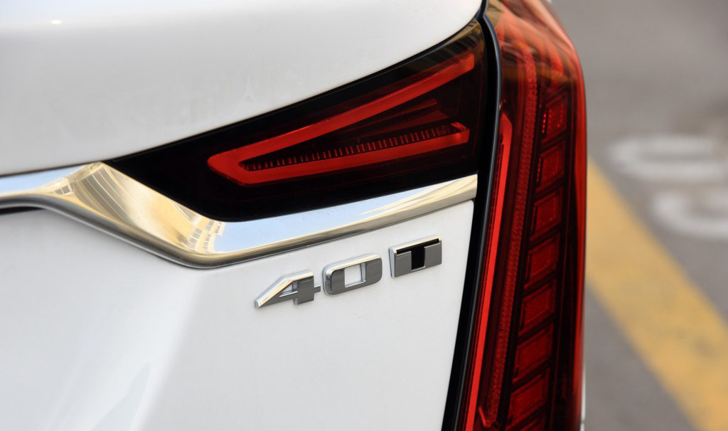 亚洲龙对比凯美瑞es,凯美瑞亚洲龙和es