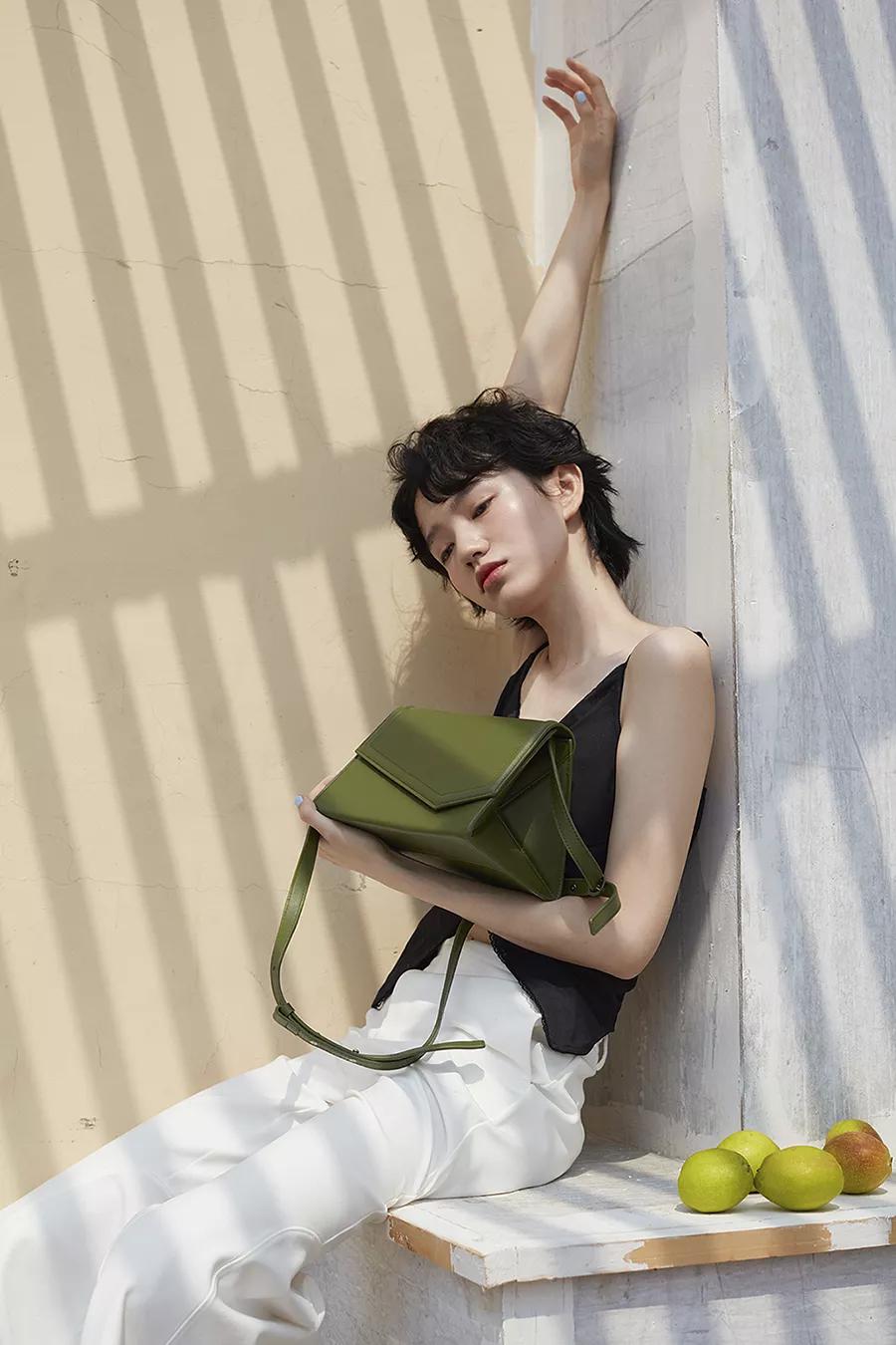 淘宝哪家包包店比较好性价比高,值得推荐的淘宝包包店