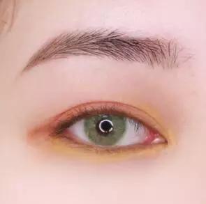 亮色眼影颜色搭配和画法美炸天,眼影画法新手亮色系列