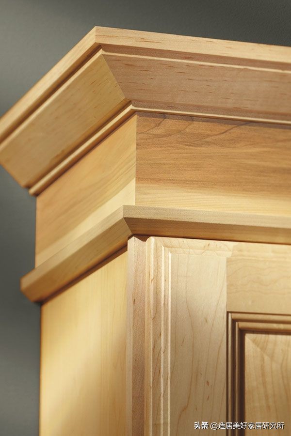 加几条木线条你的家离精致不远了,实木线条给你简练与静谧的美感