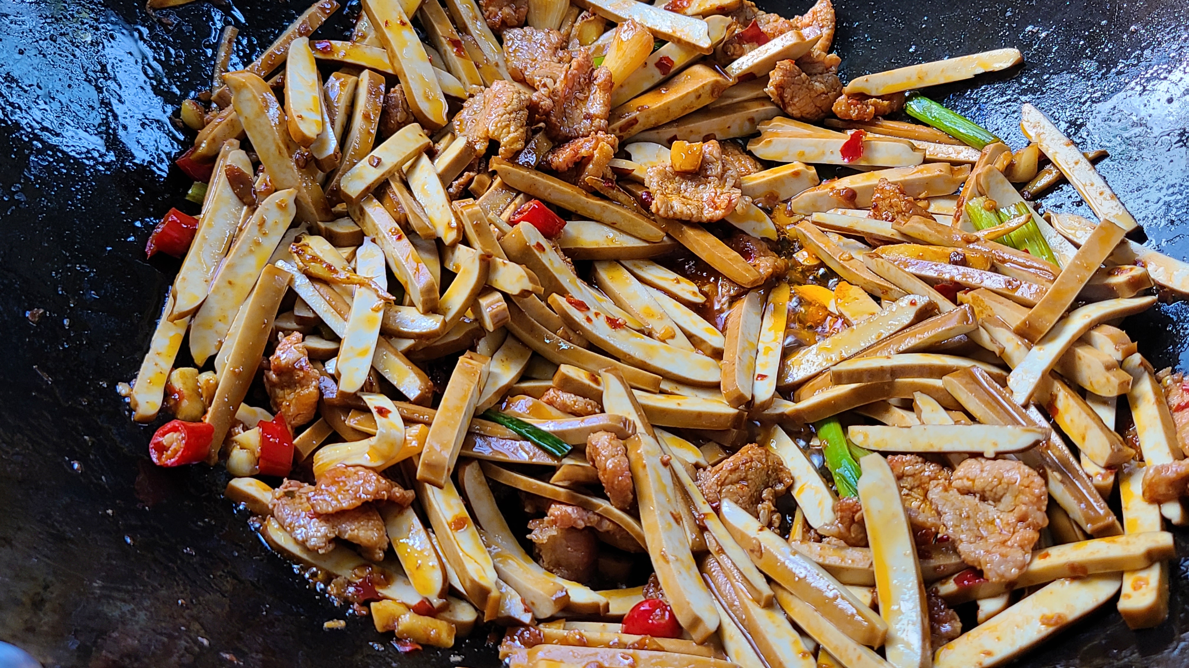 家庭小炒500款菜谱豆腐香干炒蒜苗,蒜苗香干炒肉怎么做香干才入味