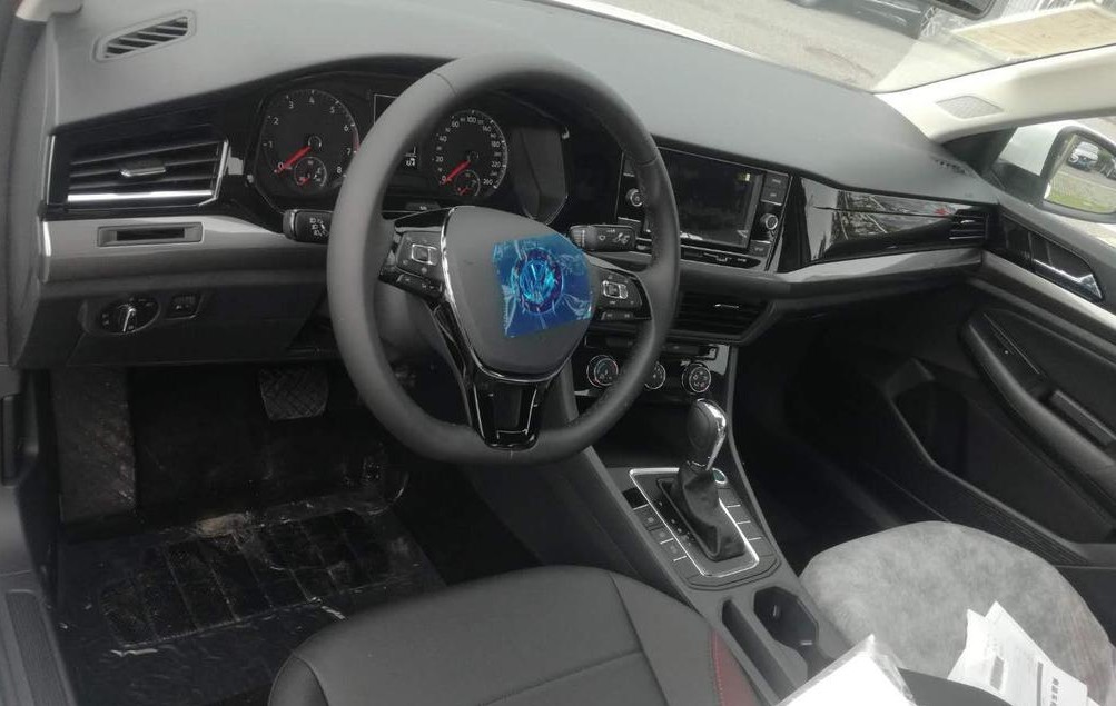 宝来小车一般1公里多少钱油费,雷凌双擎和宝来一年油费多少