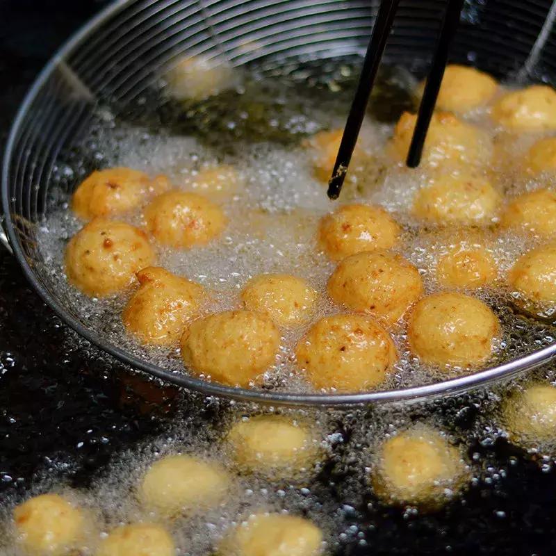 鱼丸里没鱼？虾丸里没虾？蟹丸里没蟹？