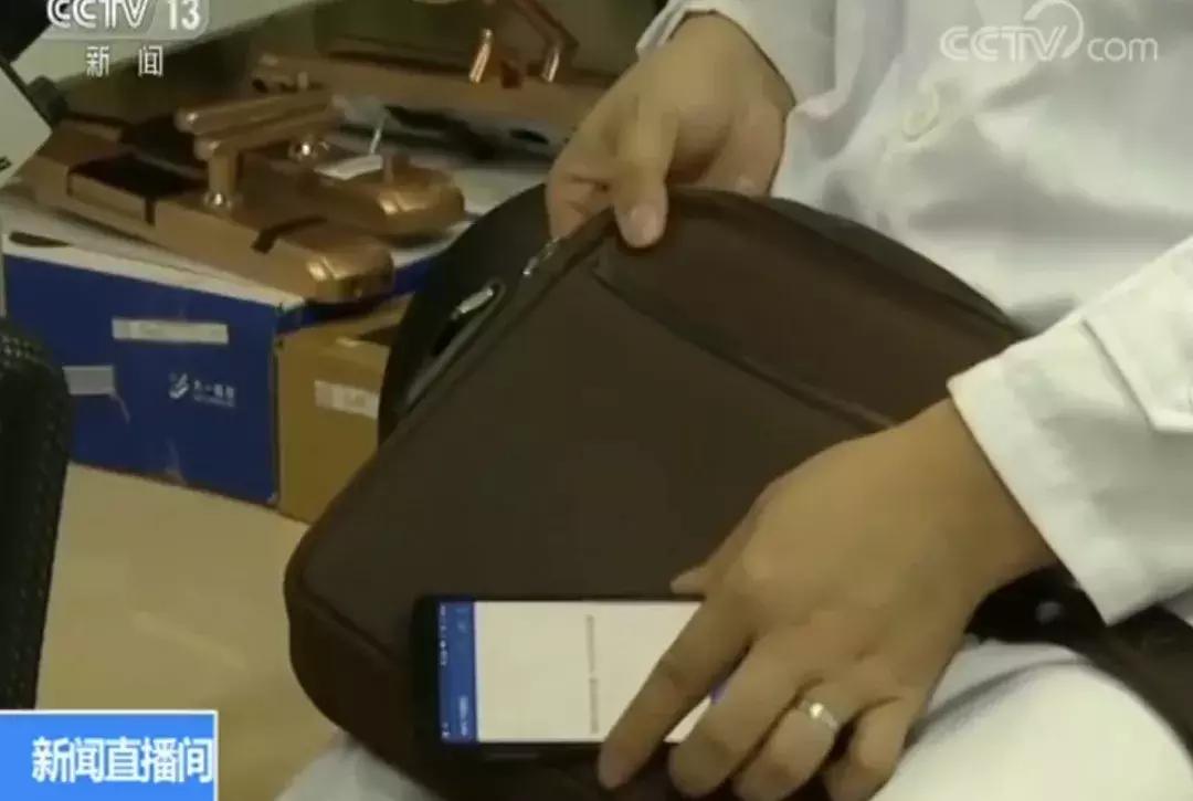 智能门锁会被小黑盒破解吗,智能门锁小黑盒一刷就开