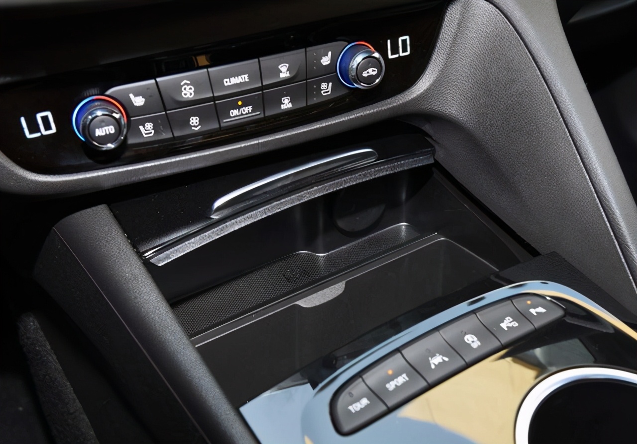 别克君威2.0t降价到14万3落地了吗,别克君威1.5t可以入手吗