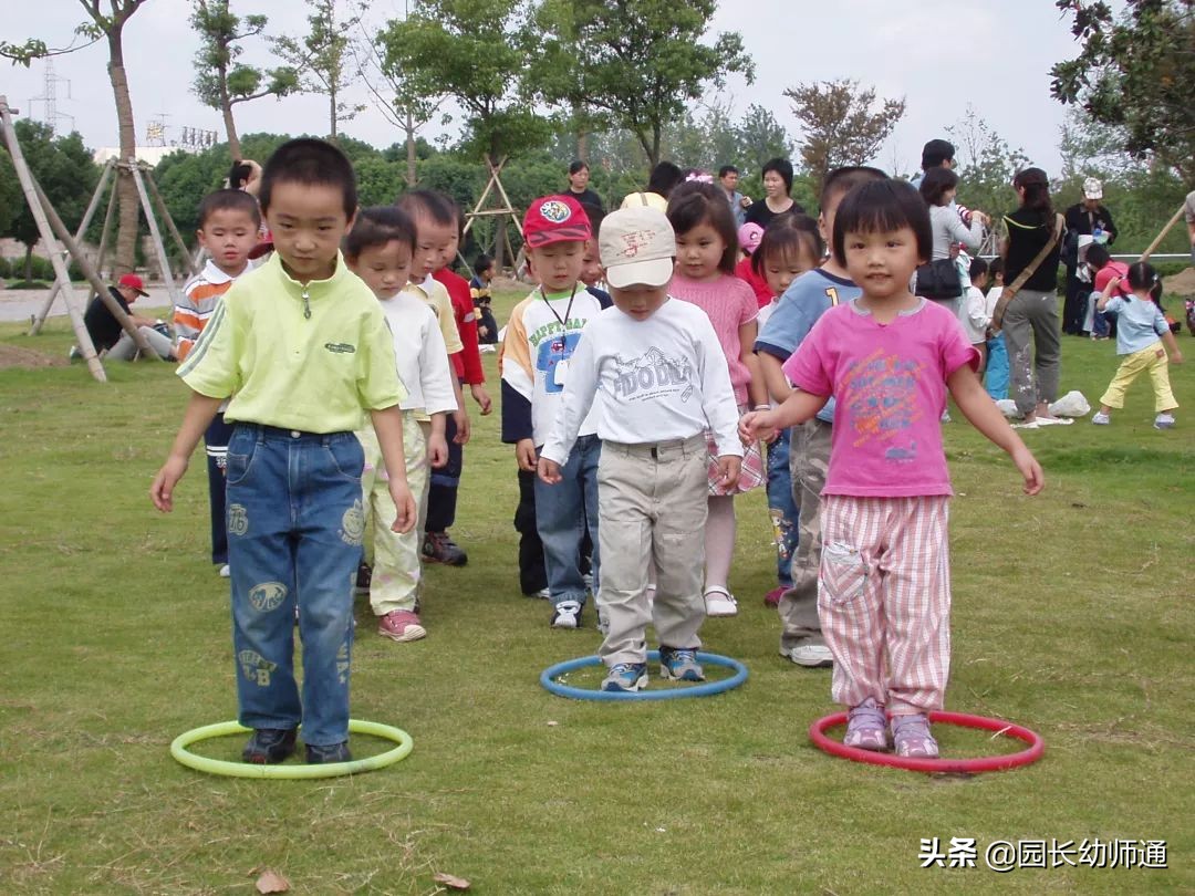 幼儿园秋游亲子舞蹈,幼儿园亲子秋游通知