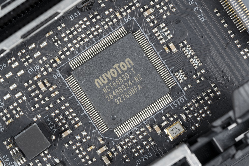 鍗庢搸z490aqua姘村喎瑁呮満,娣卞害瑙ｆ瀽鍗庢搸z490