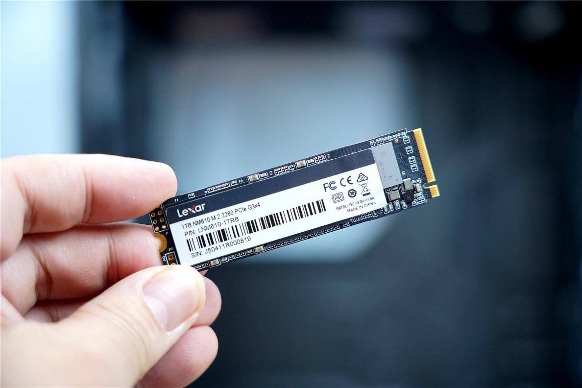 DIY春天来临，固态和内存价格持续走低，1TB只需要849元，便宜