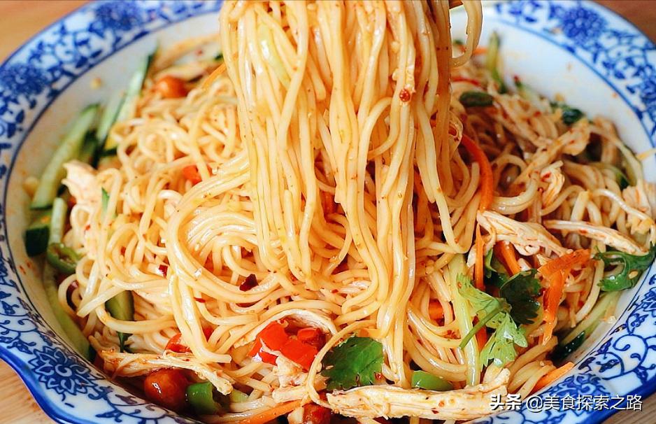 夜市摆地摊卖什么最好赚钱,夜市摆摊做什么成本最低最赚钱