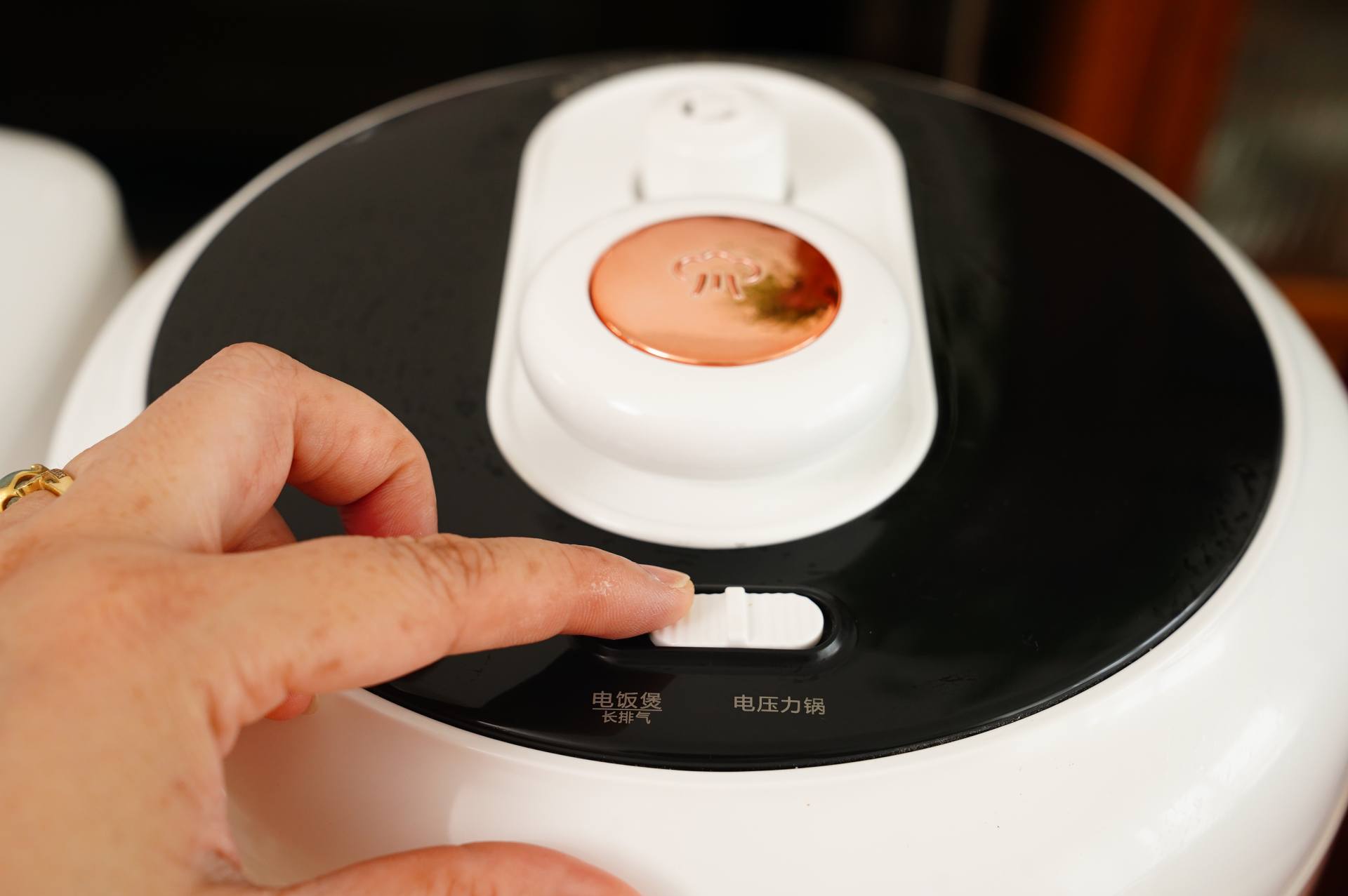 不知道怎么选电压力锅的看过来,老电压力锅推荐