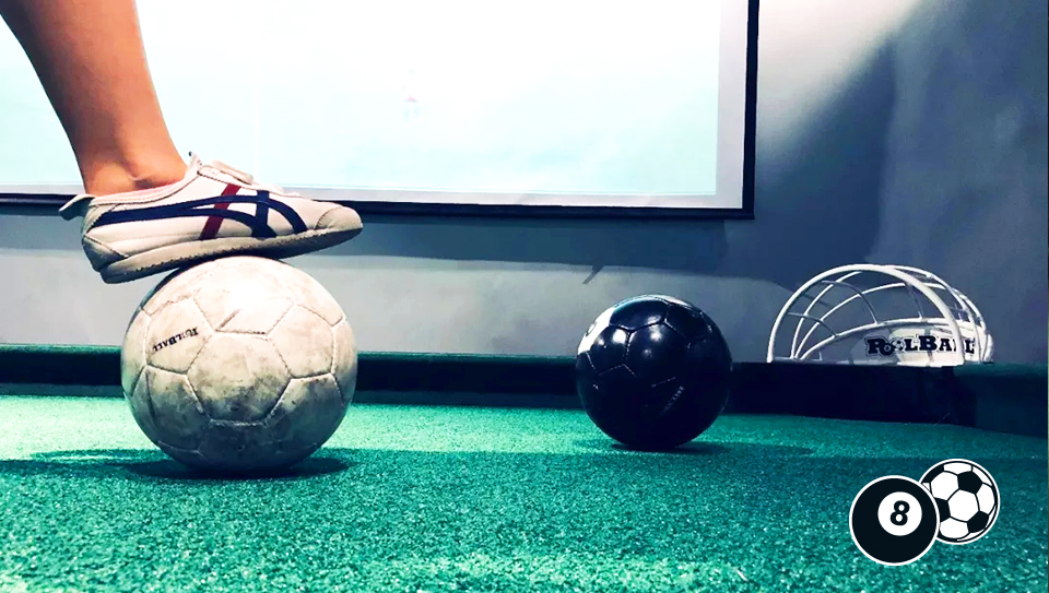 PoolBall®普利佰®脚踢式台球仿佛自己也是一名球星