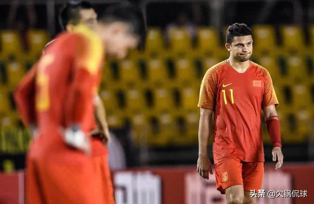 足球名嘴炮轰足协队员,中国足球名嘴怒怼里皮