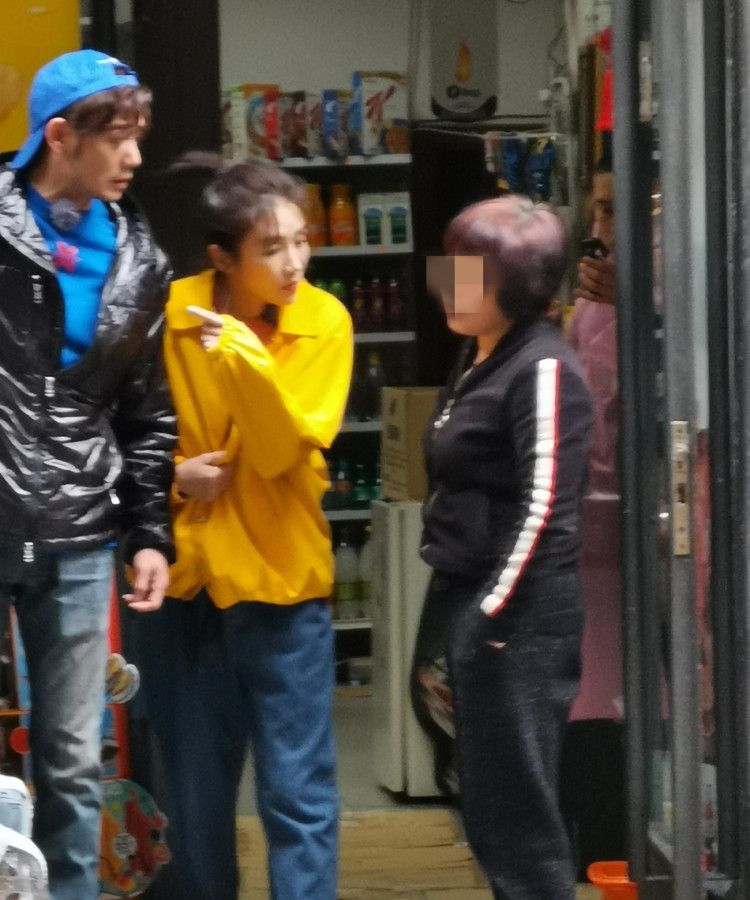 杨烁与王黎雯的婚姻状况,杨烁夫妻出席活动