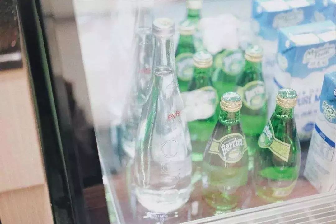 星巴克猫爪杯成功的营销原因,星巴克猫爪杯被疯抢了