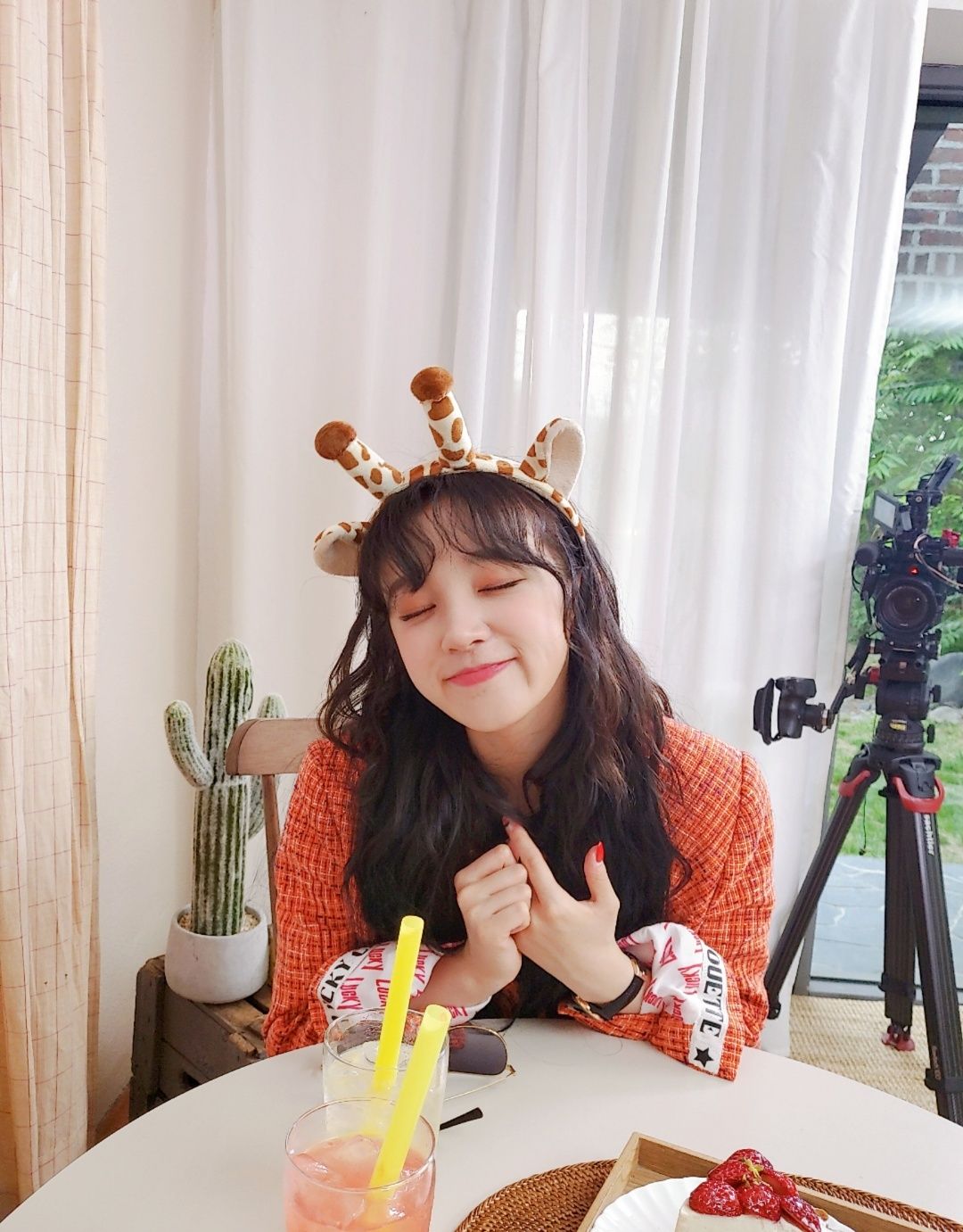 “空气刘海”不受宠了！今年流行这3款“刘海”，热巴郑爽都上头