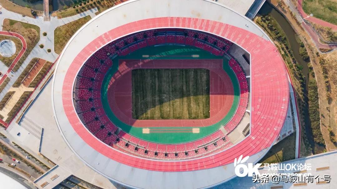 大转盘、体育场、矿院...这些地标，见证老马鞍山人的集体记忆…