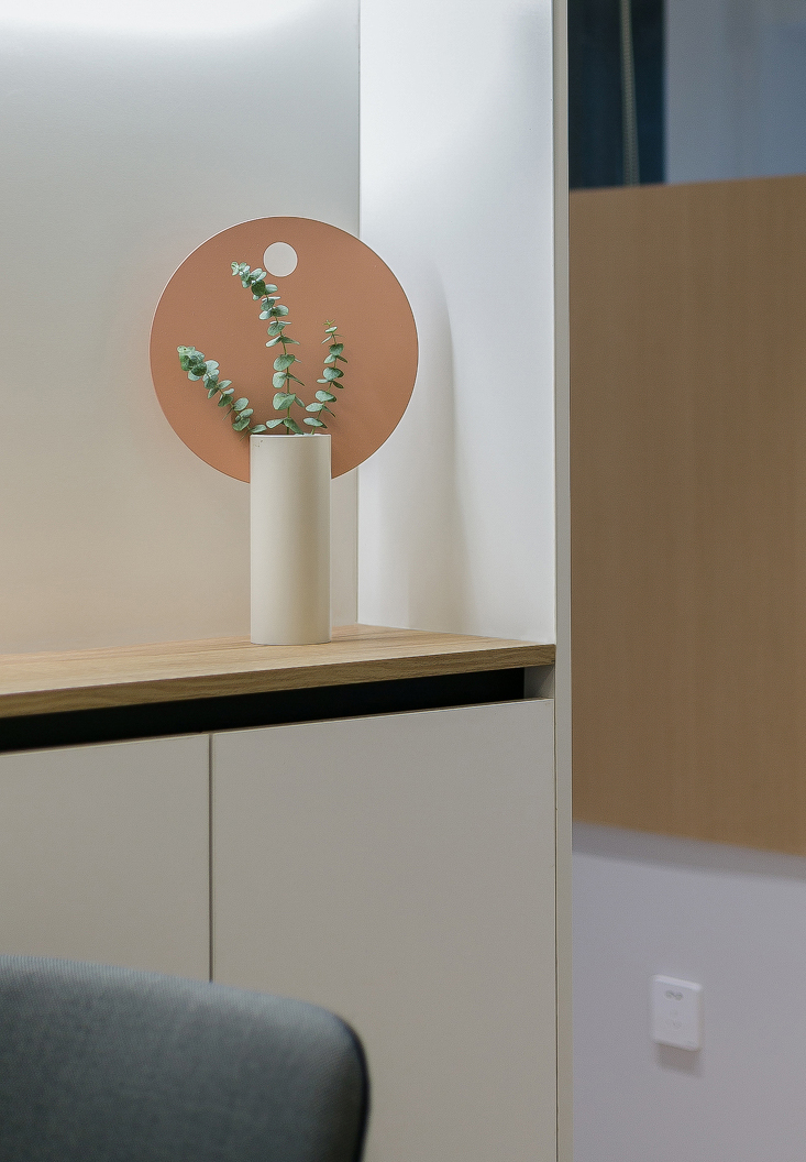 软装家居搭配现代简约沙发,家居软装搭配多功能沙发