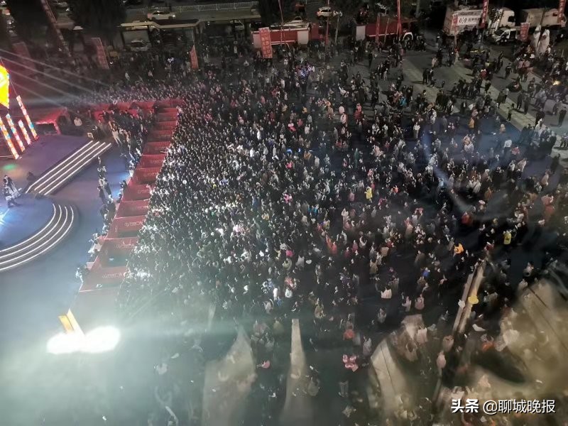 轰动全城的万达盛大开业,万达广场年客流超60亿人次