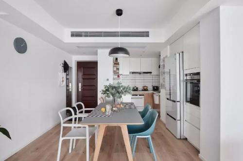 格力中央空调和三菱重工海尔对比,中央空调格力和海尔哪个更耗电