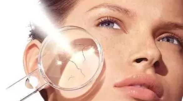 维生素abce分别有什么用,维生素ABC是药吗