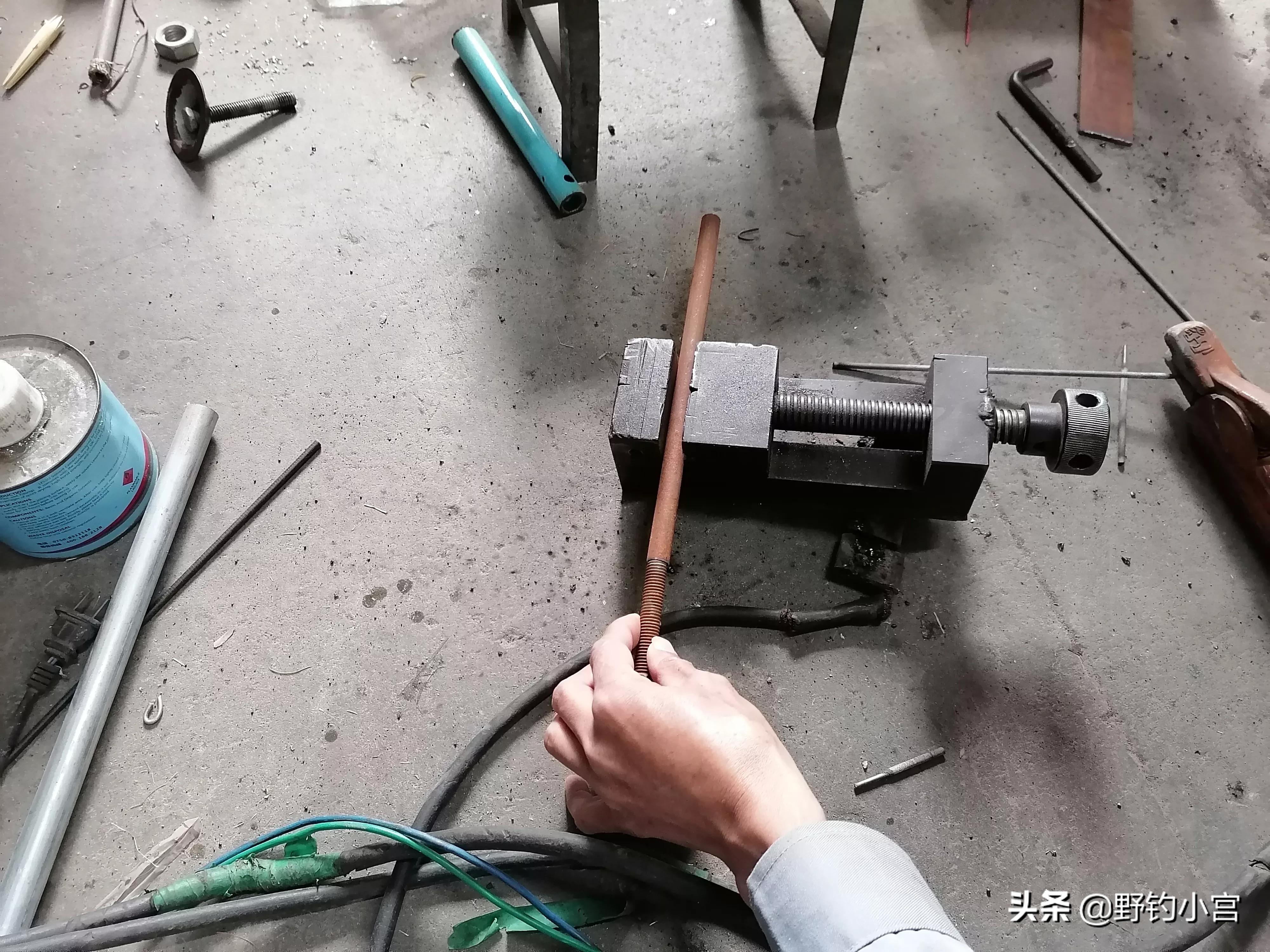 钓友自己设计的钓箱,别人自己制作钓鱼钓箱