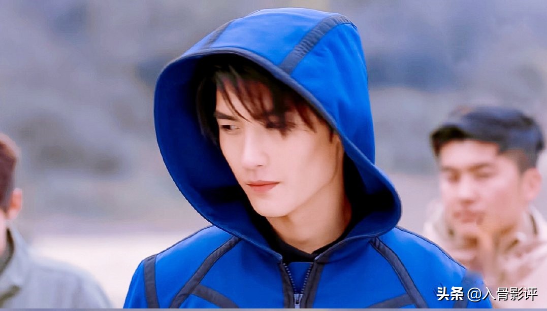 看完盗墓笔记长白山找张起灵,对于盗墓笔记中的张起灵你的看法