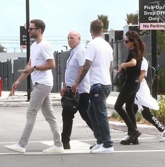 小贝自信秀腹肌是哪一集,小贝秀腹肌