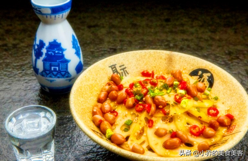 男人每天喝一杯白酒会怎么样,男人每天喝三两白酒有什么好处