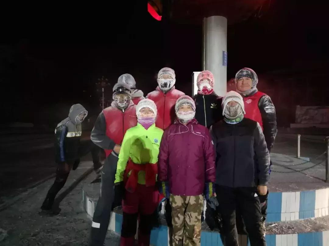 纵有疾风起人生不言弃原文,纵有疾风起人生不言弃莫忘来时路