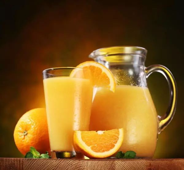 孩子踢球前吃点什么比较好,6岁宝宝练足球应该先练什么