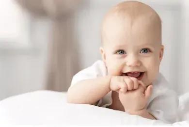 刚开始给宝宝刷牙用什么样的牙刷,宝宝用哪种牙刷刷牙比较好