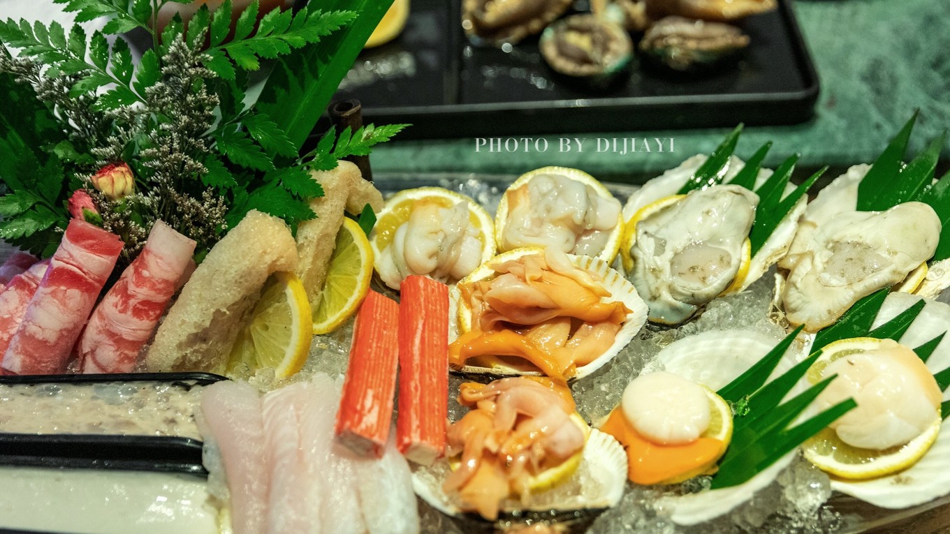 成都人气最旺的网红美食了解一下,成都万年场美食网红店