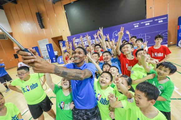 路易斯·威廉姆斯,路易斯威廉姆斯广东