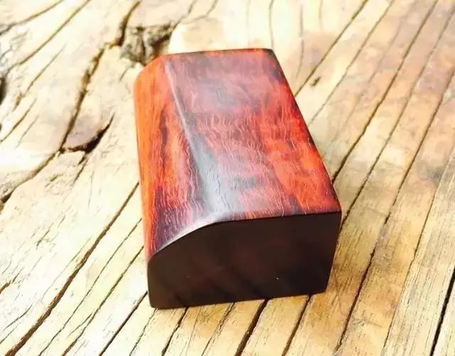 什么样的小叶紫檀小件值得收藏,顶级文玩小叶紫檀图片欣赏