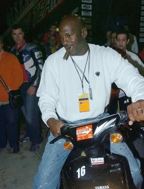 offwhitenike钉鞋能不能跑步穿,nikexoffwhite绿色钉鞋