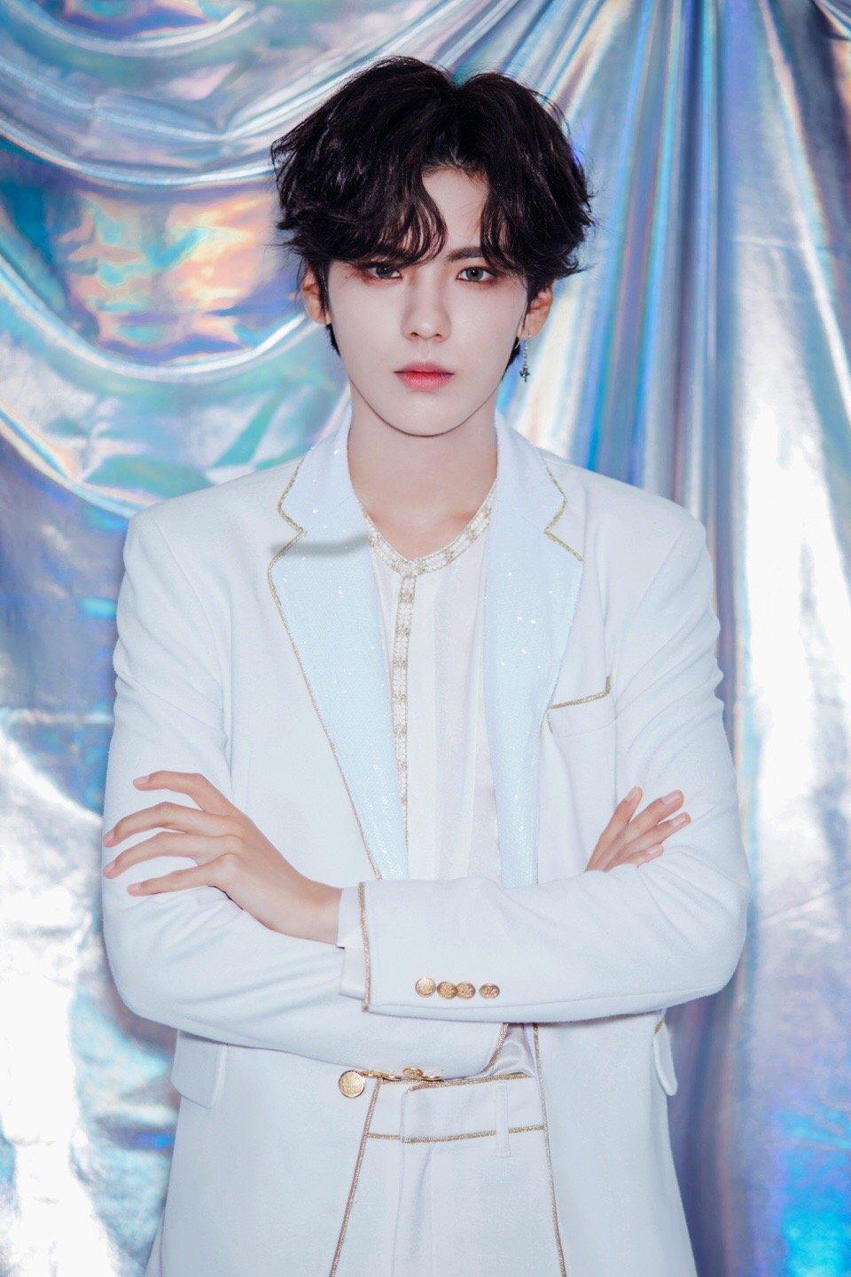 乐华七子next舞台letmebeyourfire,乐华七子next参加浙江卫视领跑