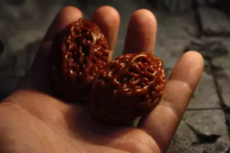 盘手串玩什么最好,什么手串盘对人最好