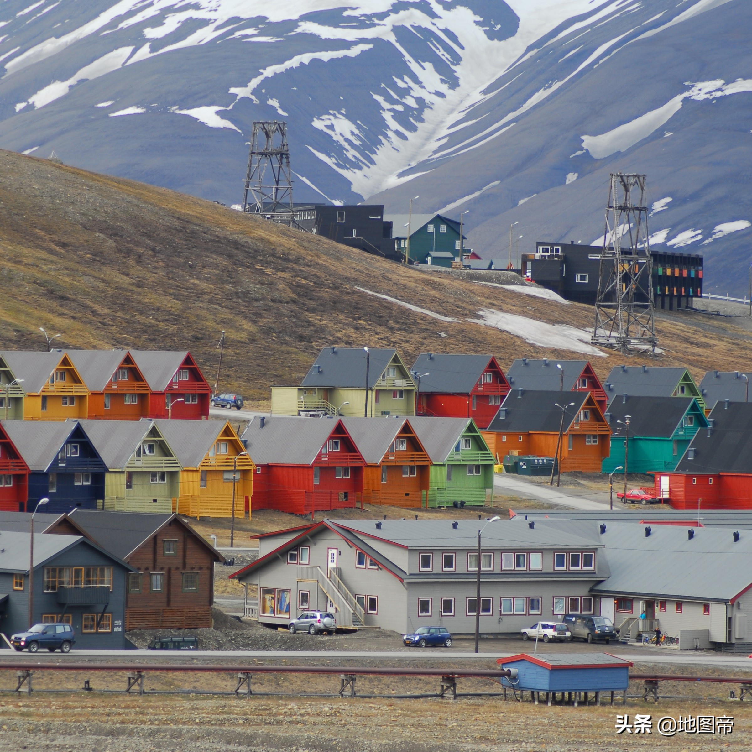 地球上最北、南、东、西的城市分别在哪里？