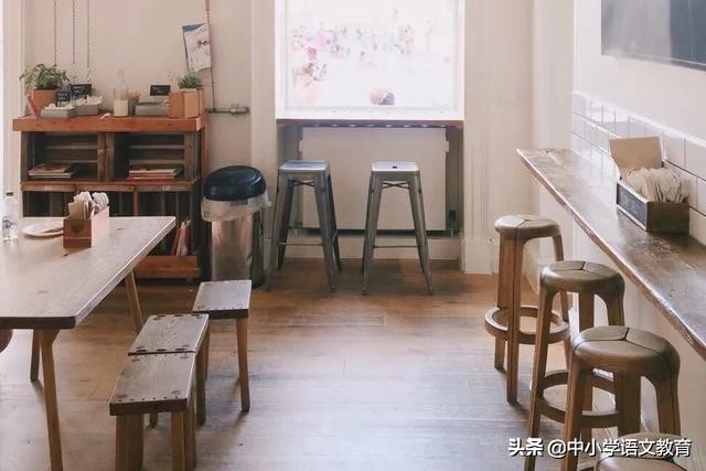 每日文言文翻译讲解,爱莲说初中必背古诗词文言文翻译