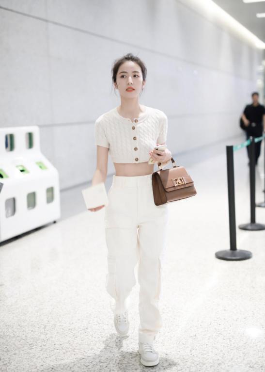 包包里一定会放什么,包包里必须放的东西