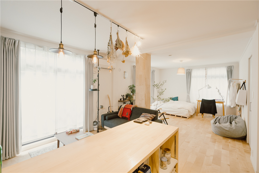 日本40平两室小户型旧房改造,日本小空间房间布置极简