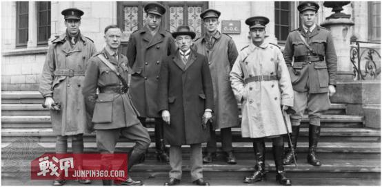 trenchcoat战壕风衣,trenchcoat战壕风衣pubg