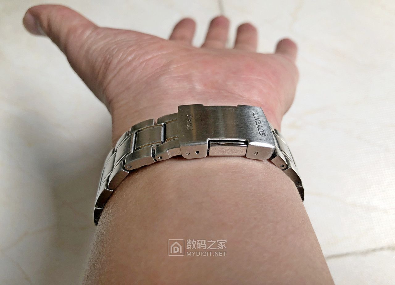 卡西欧casiolcw-m300中文说明书,casio卡西欧手表ecb-s100测评