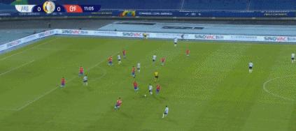 阿根廷梅西vs墨西哥绝杀,梅西一记贴地斩打醒阿根廷