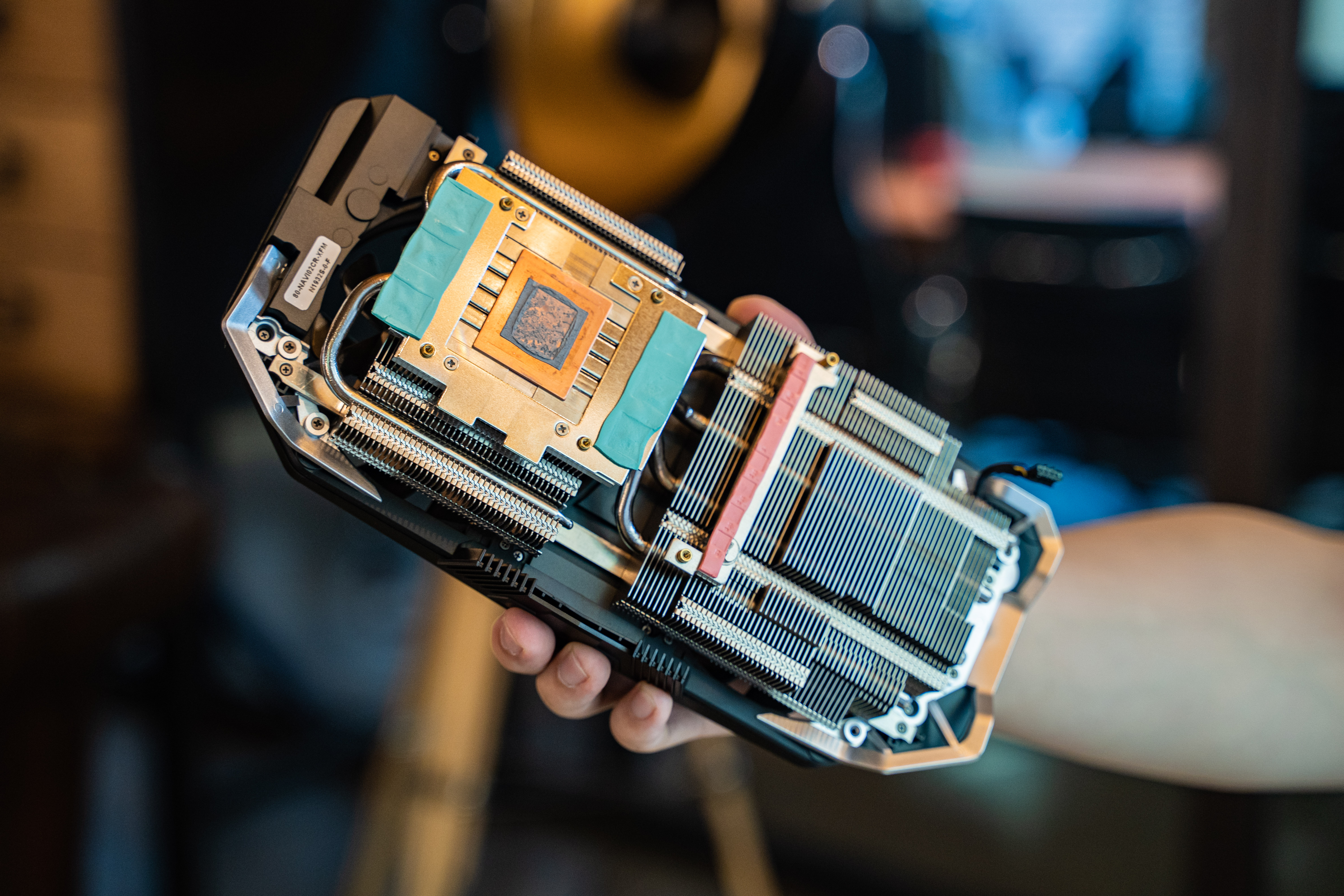 讯景rx5700战狼版相当于什么显卡,讯景rx580黑狼版相当于什么显卡