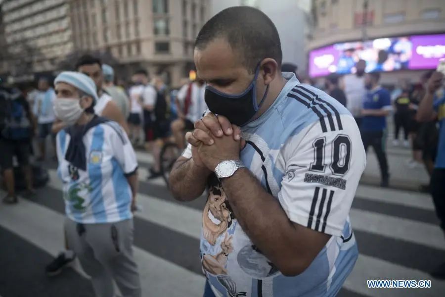 ad10s,澶8鍒嗛挓鎶ラ亾椹媺澶氱撼