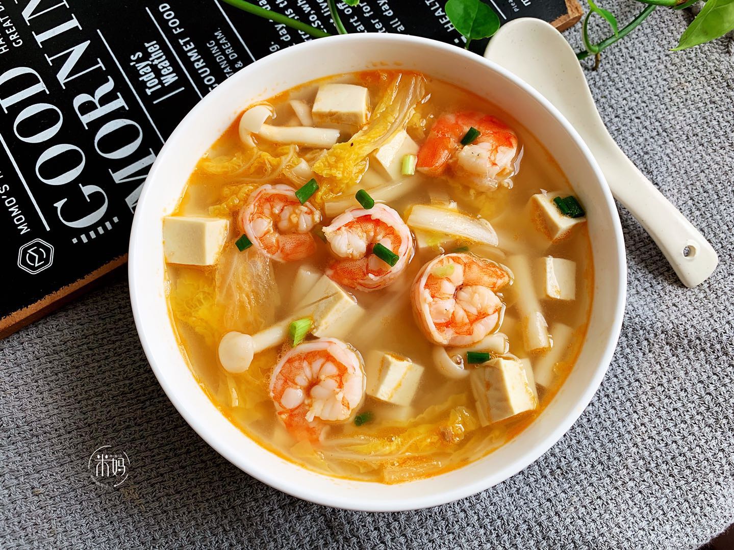 大暑时节吃什么蔬菜比较好,小暑节气饮食养生食谱大全