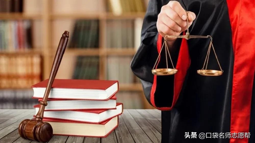 2021年考公务员热门专业,2018年最适合报考国考的专业